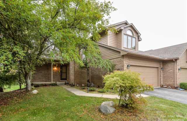 1261 Laurel View Drive Gallery 2