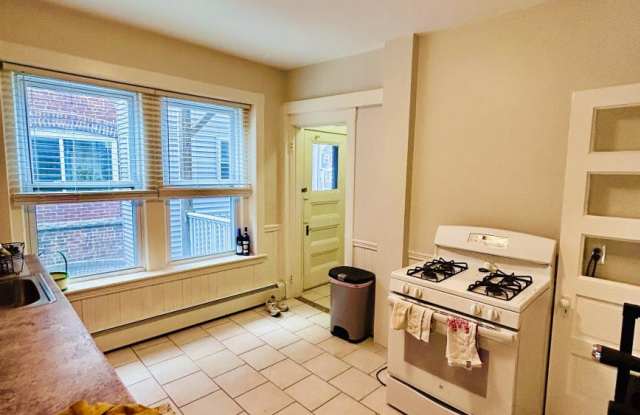 805 Washington St. photos photos