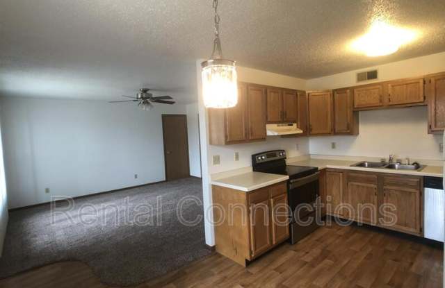 500 E College D4 photos photos