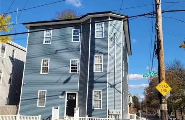 653 Douglas Avenue Gallery 1