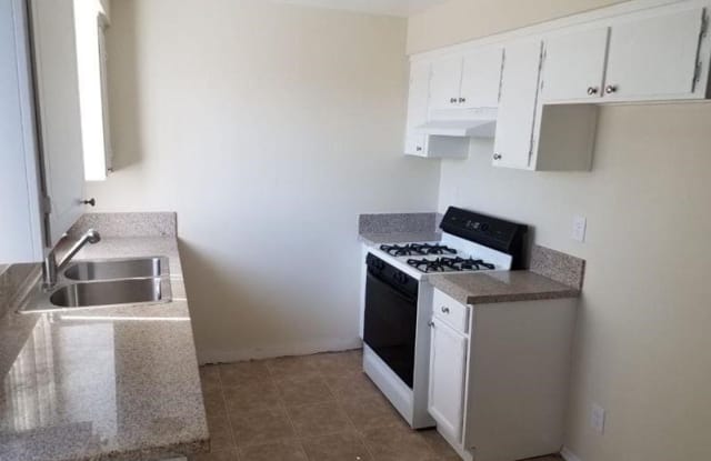 4342 West 130th St photos photos