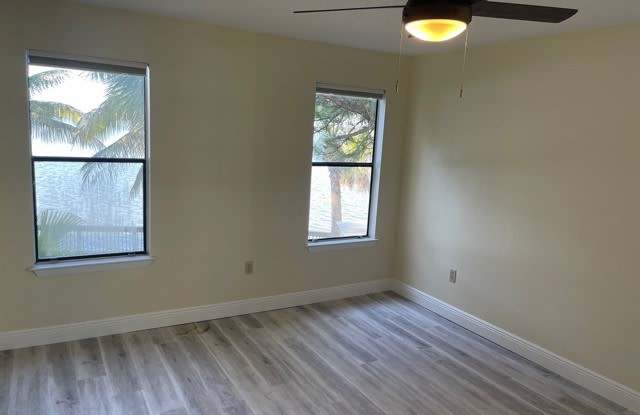 225 South Tropical Trail - 619 Gallery 4