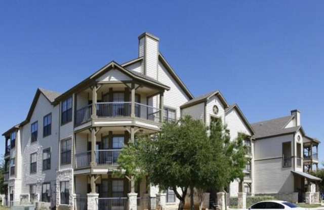 3142 Thousand Oaks Dr Gallery 1