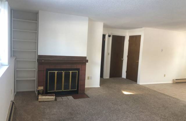 2 bedroom 1 bath Centrally Located Apartment photos photos