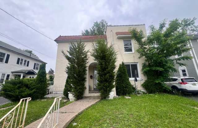 936 Parkside Ave photos photos