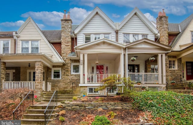 146 E ROUMFORT ROAD - 146 Roumfort Road, Philadelphia, PA 19119