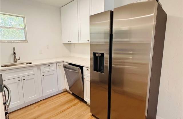 4931 Vincennes Court Gallery 3