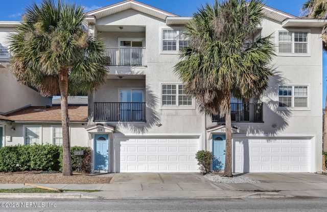 924 2ND Street S photos photos