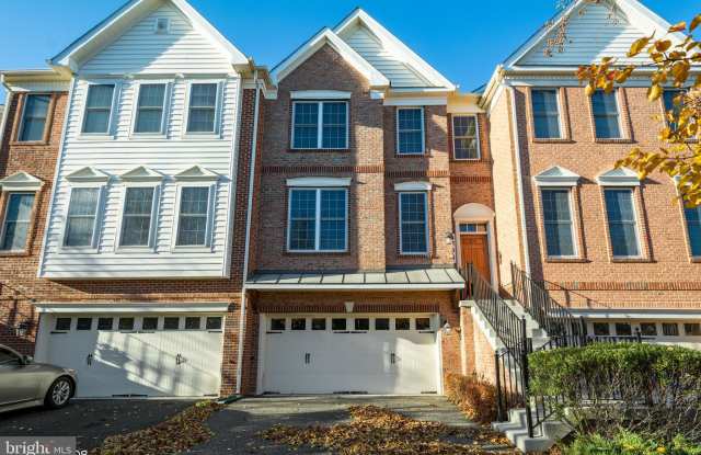 4244 CHARIOT WAY - 4244 Chariot Way, Westphalia, MD 20772