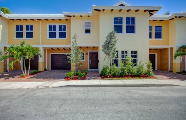 Bermuda Cay Townhomes photos photos