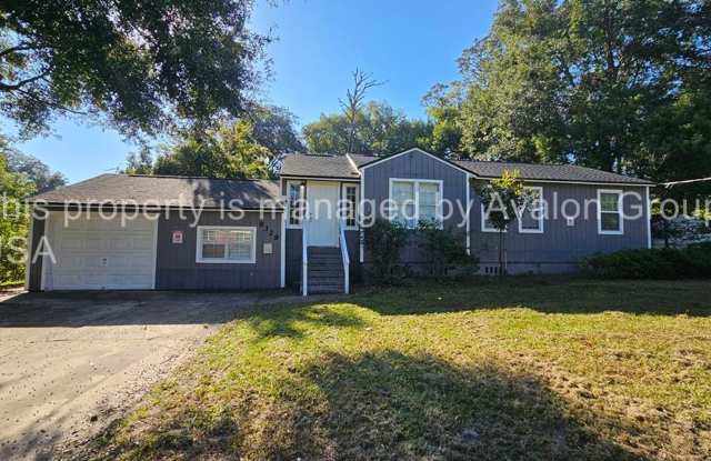 8329 Delaware Ave - 8329 Delaware Avenue, Jacksonville, FL 32208