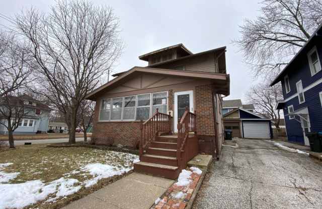 1531 3rd Avenue North - 1531 3rd Avenue North, Fort Dodge, IA 50501