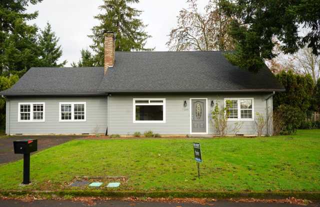 Beautiful Home for Lease on Level Lot in the Father Blanchet Park Neighborhood - 7208 Mississippi Dr - 7208 Mississippi Drive, Vancouver, WA 98664