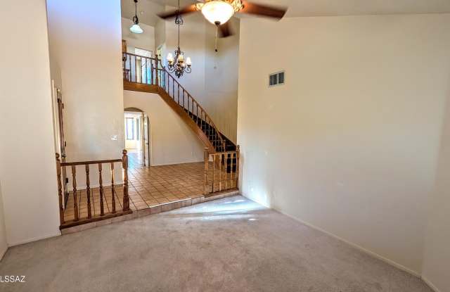 1061 W Antelope Creek Way Gallery 2