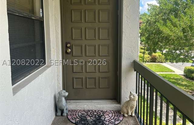 9205 Pecky Cypress Ln Gallery 1