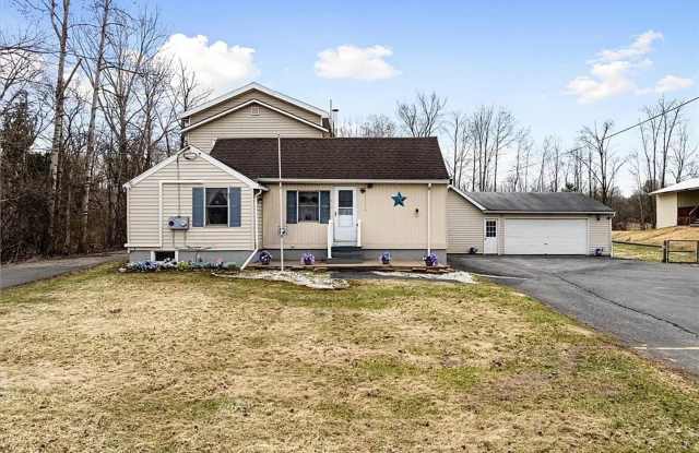 6126 Lowell Rd photos photos