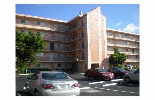 8730 N Sherman Cir Apt 404 - 8730 Sherman Circle North, Miramar, FL 33025