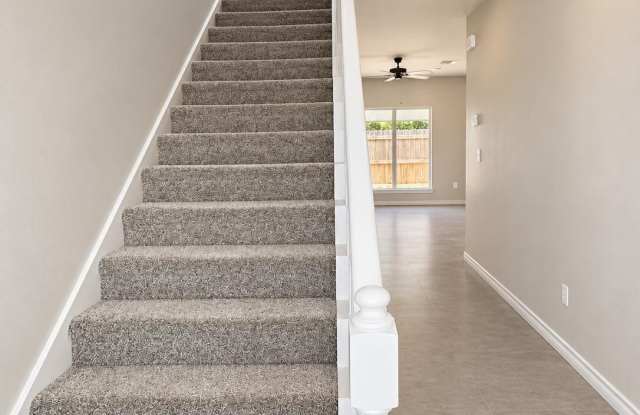 1028 Holiday Drive Gallery 2