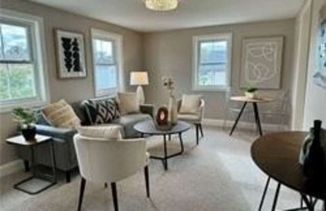 39 Pearl Street - 39 Pearl Street, Patchogue, NY 11772 39 Pearl Street - 39 Pearl Street, Patchogue, NY 11772