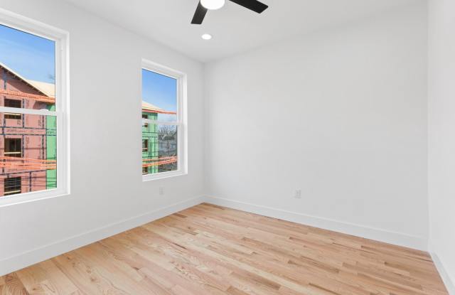 6442 LANSDOWNE Avenue Gallery 4