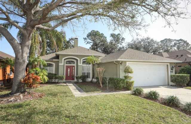 500 PICKFAIR TERRACE - 500 Pickfair Terrace, Lake Mary, FL 32746