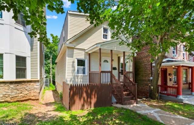 181 Hale St photos photos