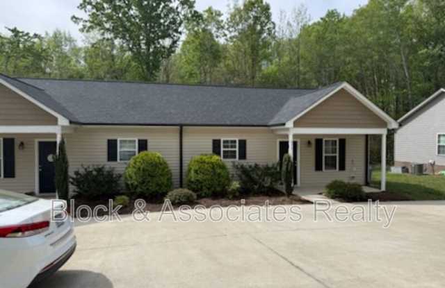 275 Northwood Dr photos photos