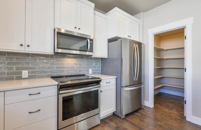 Beautiful 3 Bedroom, 2.5 Bath 2 Story Townhome in Berthoud! Gallery 4