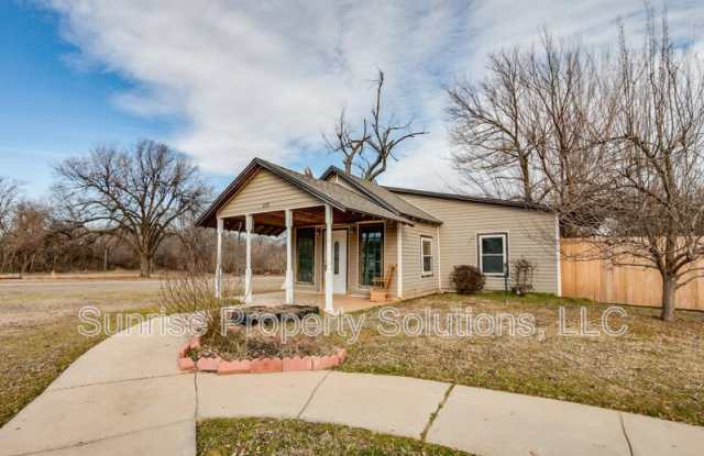 618 W Hayes St photos photos
