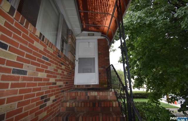 356 Slocum Way photos photos