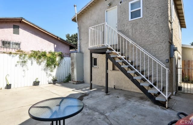 1829 E 63rd Street 1/2 Gallery 3