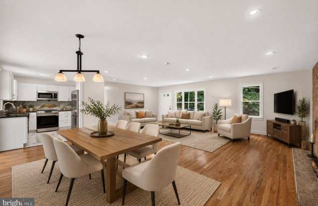 7012 NOAH Drive Gallery 3
