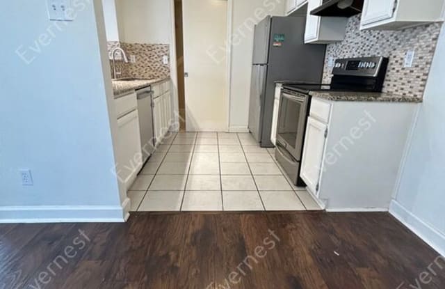 900 Taulbee Ln - 900 Taulbee Lane, Austin, TX 78757