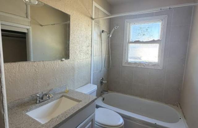 1904 Northwest 20th Street (new) Gallery 4