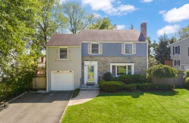 4 Meadowbrook Rd - 4 Meadowbrook Road, Short Hills, NJ 07078