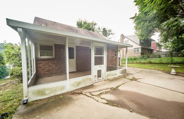 639 Churchill Ave - 639 Churchill Avenue, Allegheny County, PA 15235