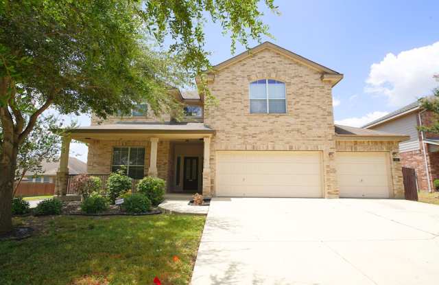 Spacious Home in Cibolo with 3 Car Garage! Realor Commission: $750 photos photos