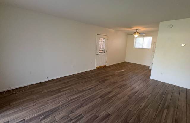 55+ Community in Dreamland Manor photos photos