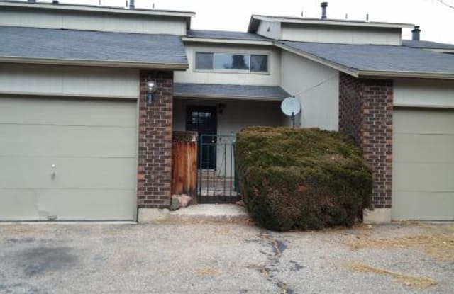 2930 Rams Ln Apt B - 2930 Rams Lane, Fort Collins, CO 80526