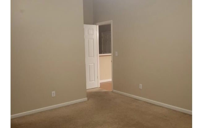 112 Breezewood Drive Gallery 4