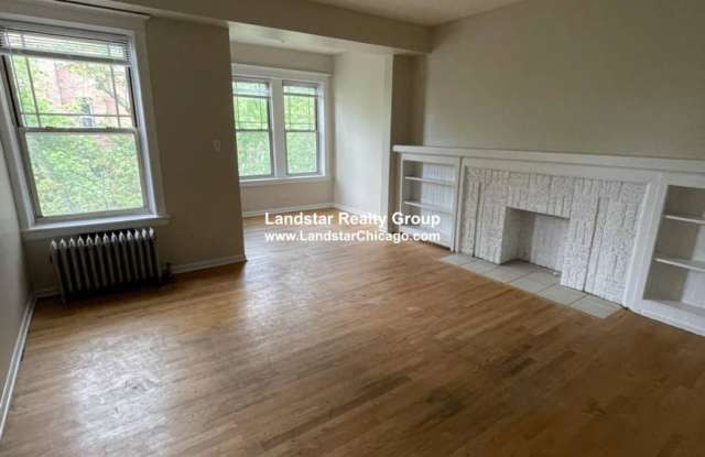 7507 North Greenview Ave. photos photos