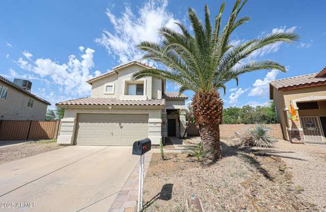 3902 E ROSEMONTE Drive Gallery 2