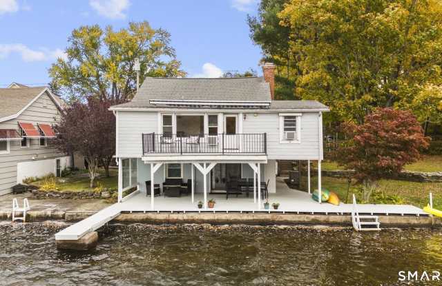 10 Lakeside Lane Gallery 1