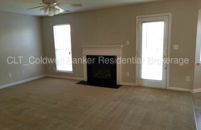 123 Rusty Nail Drive Gallery 4