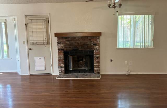 3 Bedroom 2 Bath Home Gallery 4