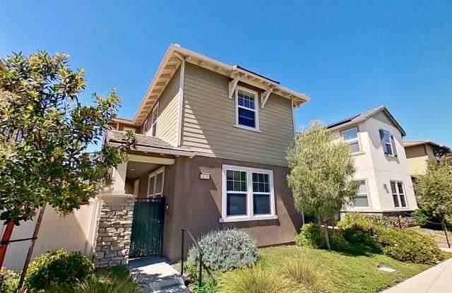 Los Carneros townhouse 3 Bed / 2.5 Bath – Central AC + attached garage! photos photos