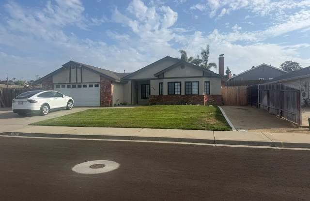 3-Bedroom Home with Versatile Bonus Room Gallery 1
