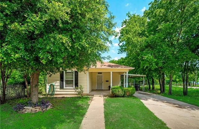 1317 E Annie Street - 1317 East Annie Street, Fort Worth, TX 76104