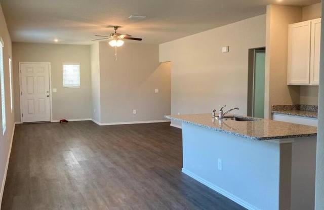 1235 Whitneyway Ln Gallery 3