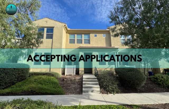 DISCOVER YOUR DREAM CONDO AT 105 CORONA!! photos photos